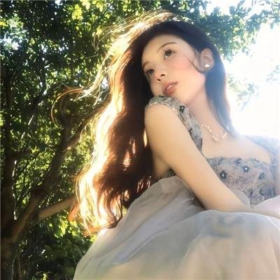 血红溅白纱